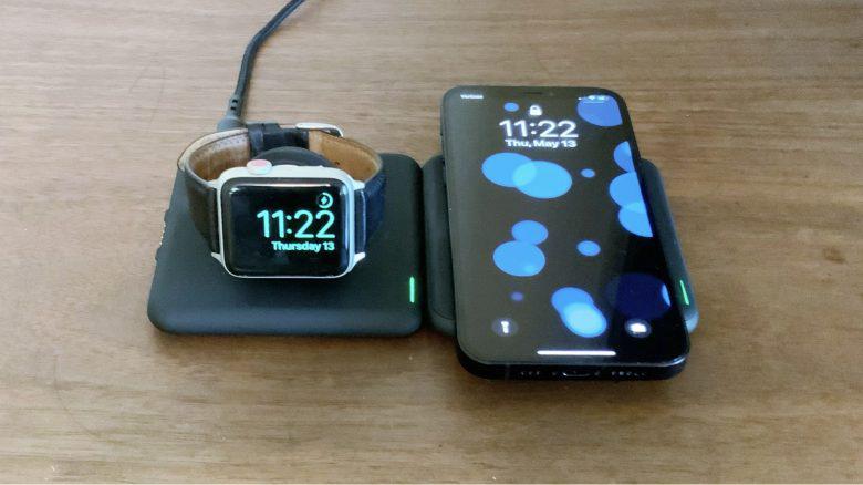 RapidX Modula5 charges iPhone and Apple Watch.