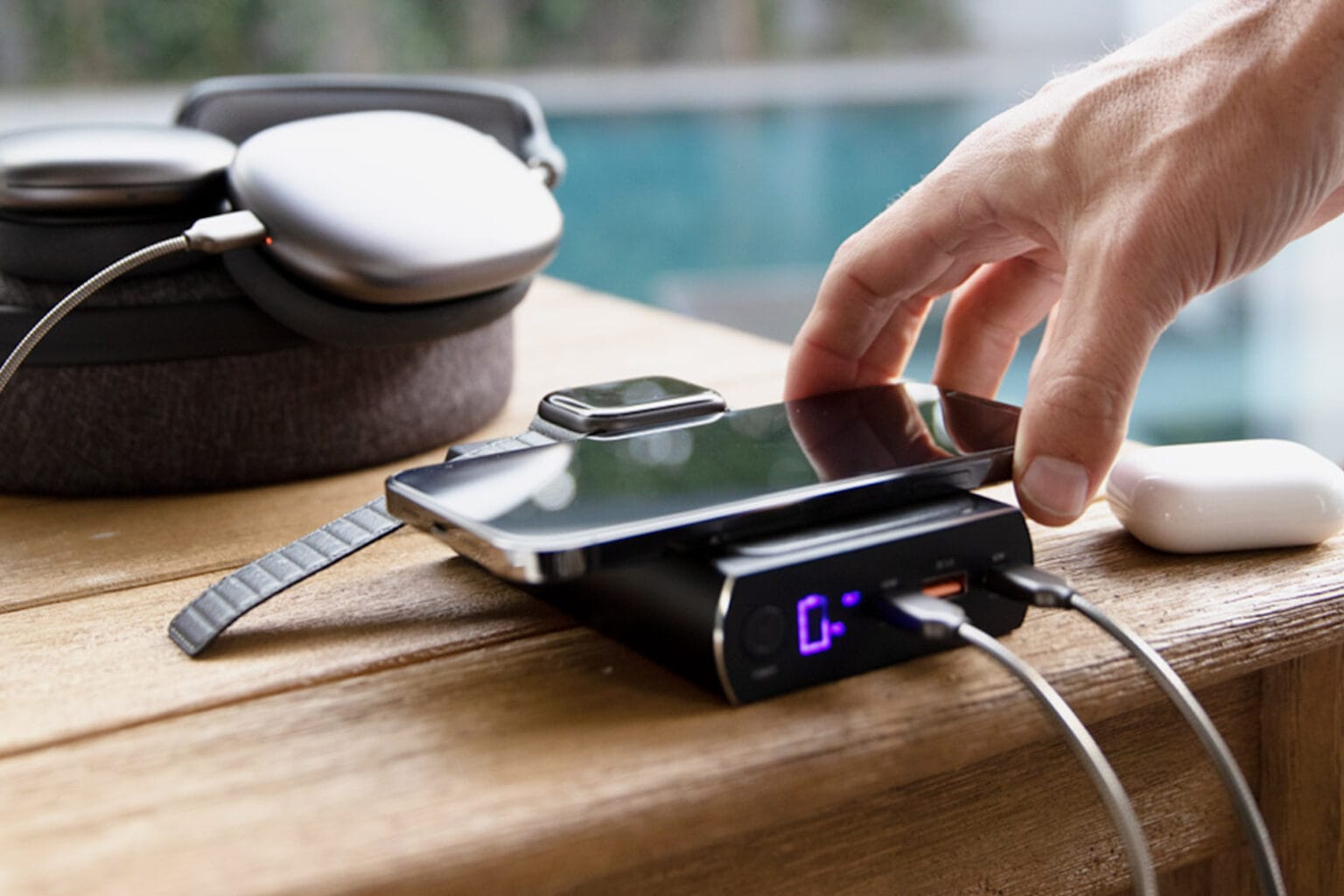 This 5-way charger with 24,000mAh capacity is 50% off ScoutPro chargers all of your Apple devices.