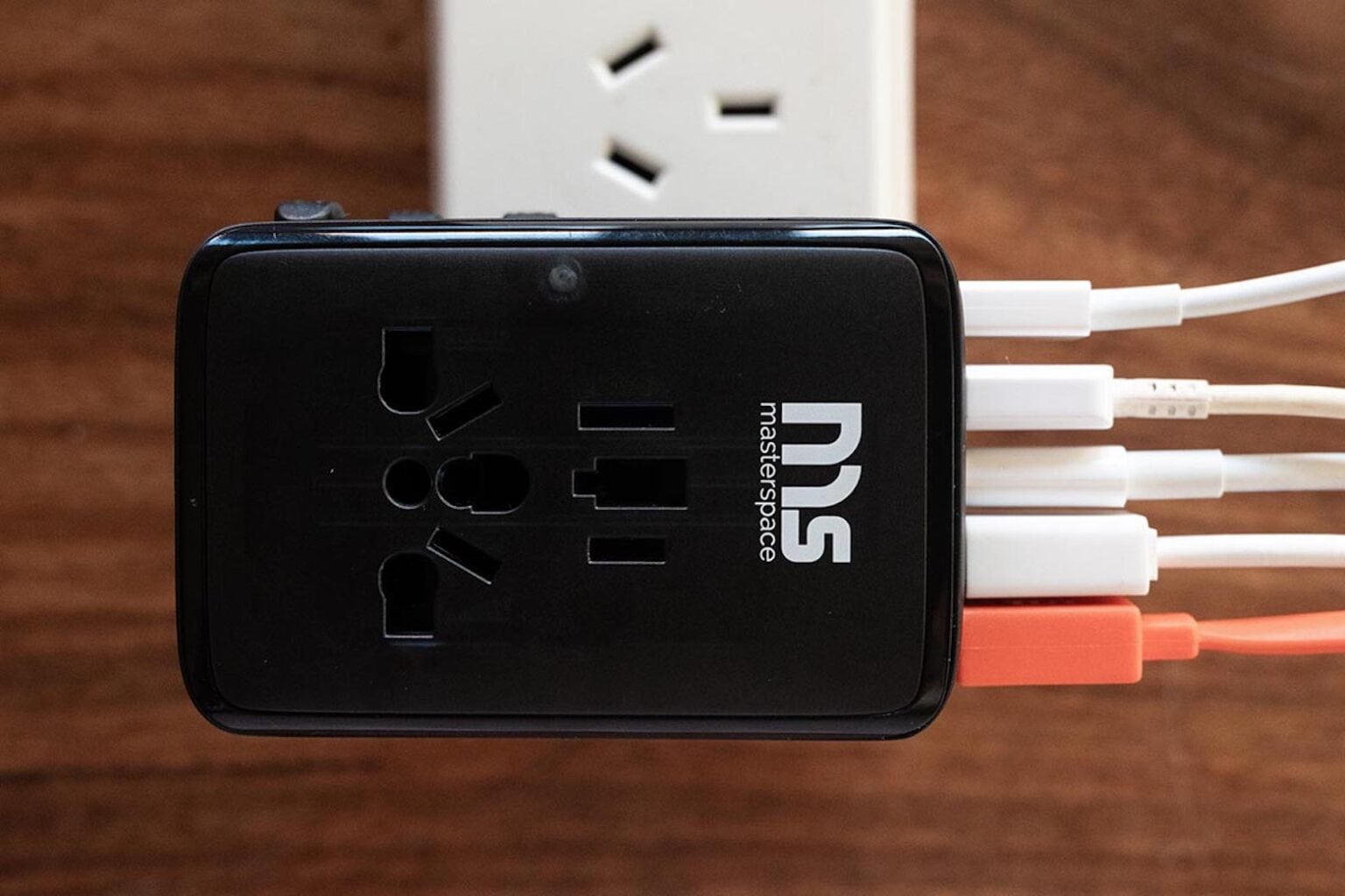 Charge 5 Apple devices at once with this universal adapter Charge all your Apple devices with one fast charger.