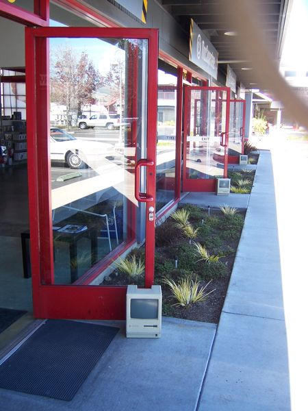 Post 1741 image 08303433d68f54477fb60731526a69fc macstore8.jpg