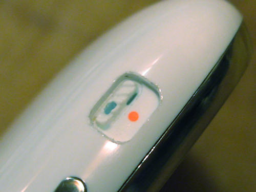 An example of a broken ringer switch.