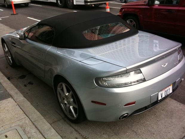 aston_martin_vantage3