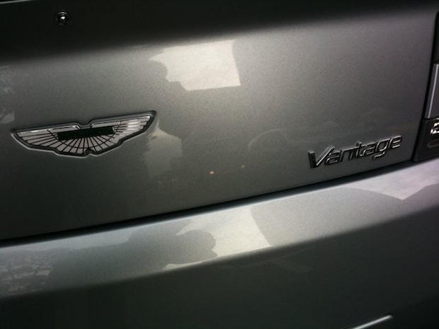aston_martin_vantage4