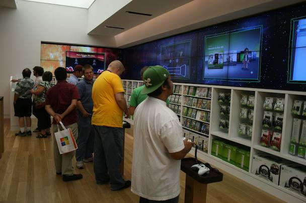 Something the Apple Store lacks: heavy gaming.