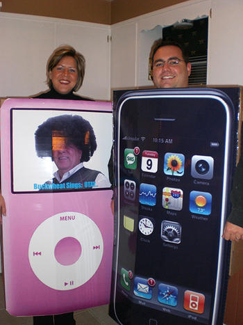 ipod_couple.jpg