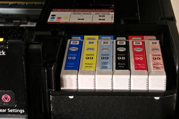 The Artisan 710 uses six separate ink cartridges — which makes replacing just one heavily-used color less-expensive than replacing a single multi-color cartridge; and according to Epson, also contributes to better print quality. 