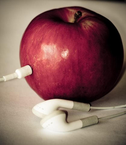 Apple: forbidden fruit in prison. CC-licensed, thanks to 1Happysnapper on flickr.