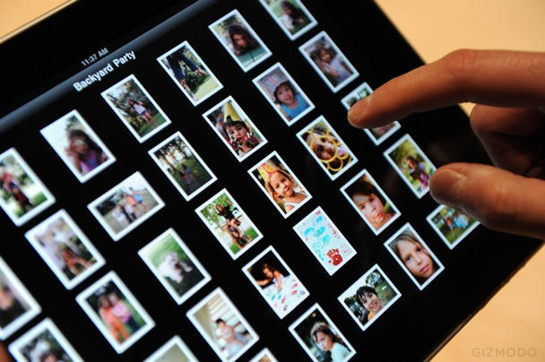 Organize party pics or study? Hmmm. CC-license, thanks Matt Buchannan on Flickr.