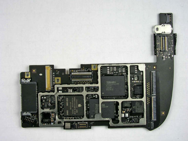 iFixit reviewed FCC-leaked pics of iPad internals Friday afternoon.