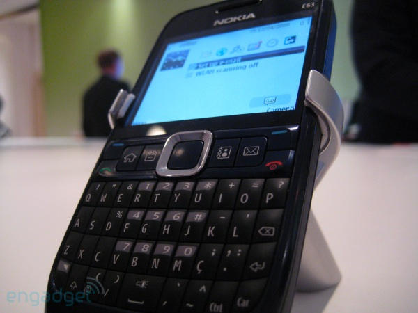 nokia-e63-top-002