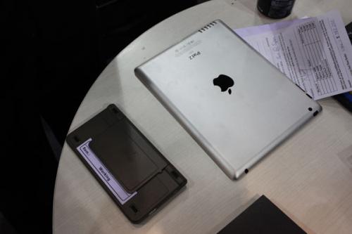 235035-ipad2showf2_500