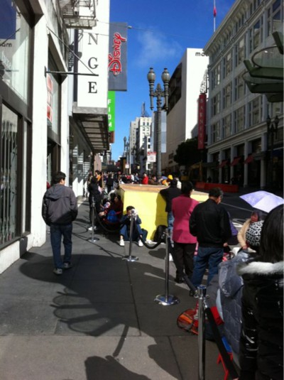 sf_apple_store_line