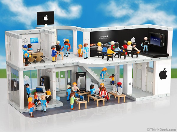 e8bb_playmobil_apple_store