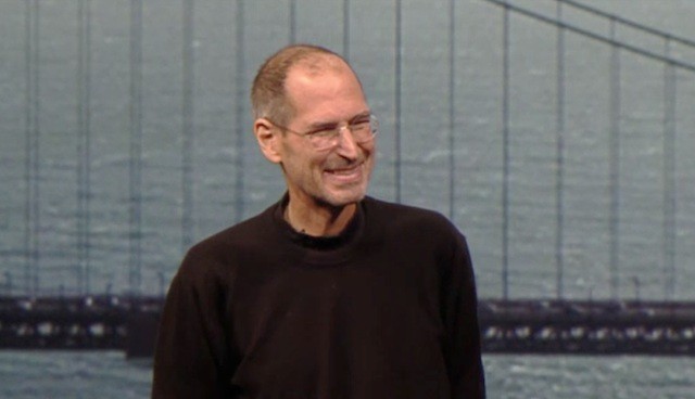 steve_jobs_smiling_WWDC