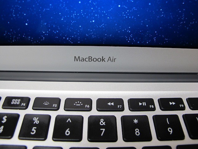 MacBookAir2011Model