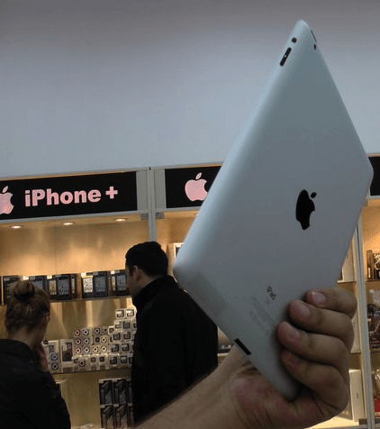 Inside an iPhone + store in Tbilisi, via Facebook.