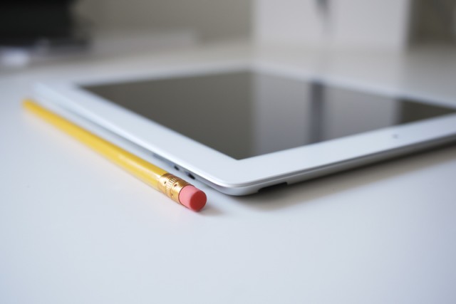 pencil against iPad 2