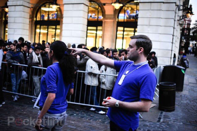 Apple iphone 4s launch live 27