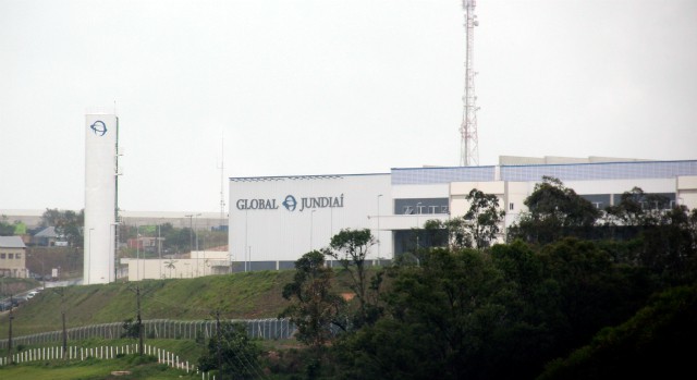 A view of Foxconn's new iPhone plant. Photo: Alessandro Salvatori, Blog do iPhone.
