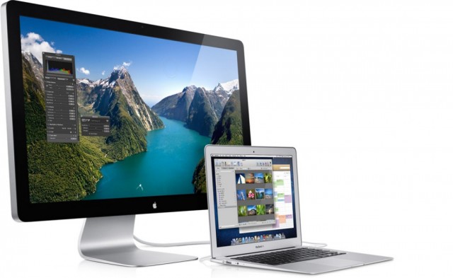 MacBook Air and Thunderbolt-Display