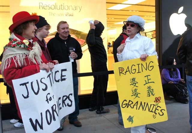The Raging Grannies at the Palo Alto Apple store.