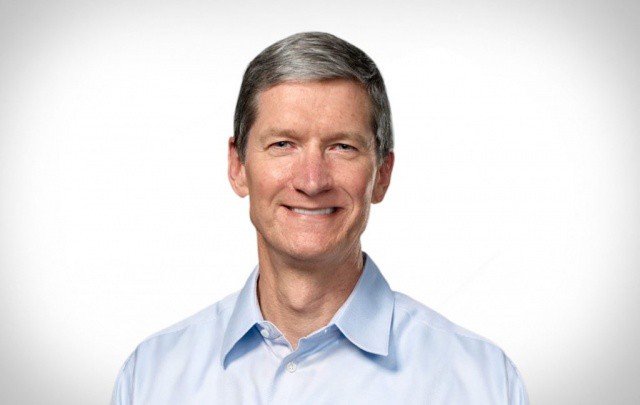 Tim Cook is hoping to make a last-minute arrangement with Samsung before the jury steps in.