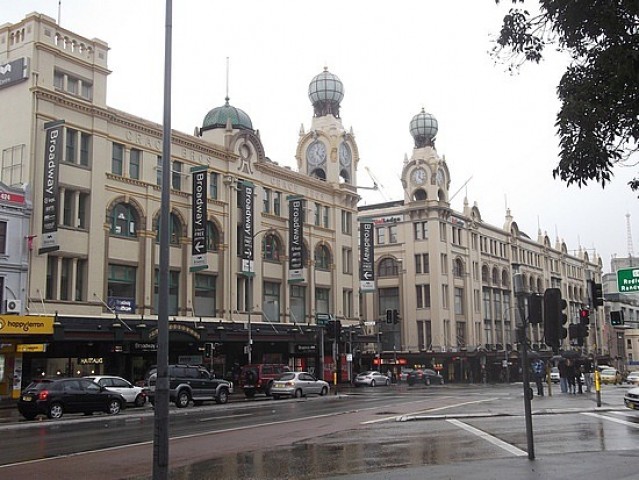 Broadway shopping center in Sydney, where Apple's new retail store will be located.