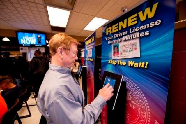 It's now easy to renew your driver's license in Tennessee.
