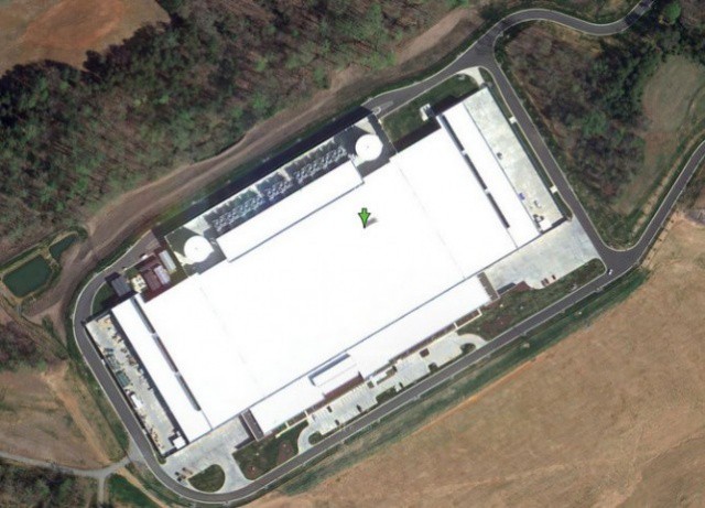 Bird's-eye view of Apple's NC data center.