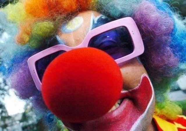 Yes, this is really Kenny the Clown.