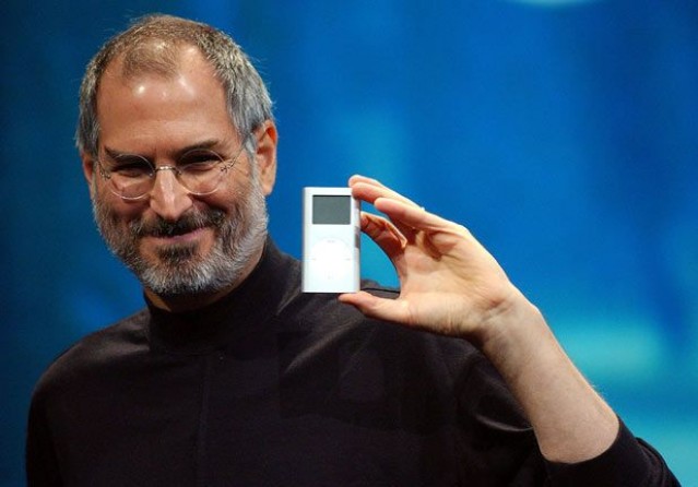 Steve Jobs introducing the iPod mini. Photo: Apple