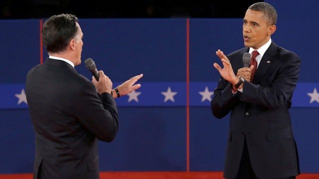 ap_presidential_debate_romney_obama_pointing_thg_121016_wg