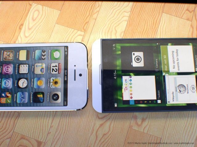 Blackberry-z10-vs-iphone-5-03