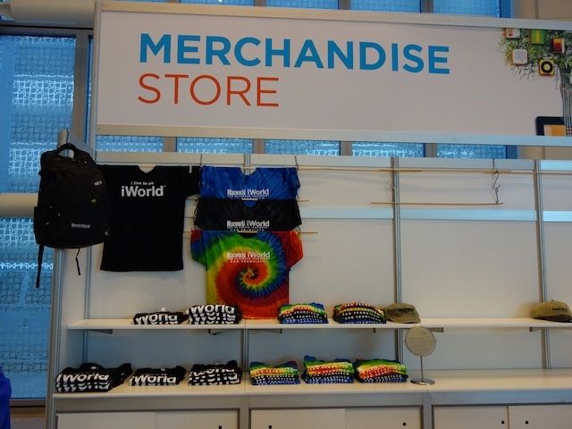 merchboothatmacworld