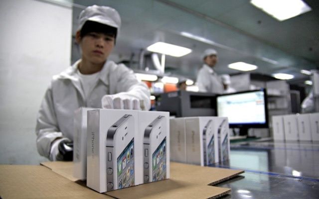 iPhone 6 maker Foxconn is looking to lower its reliance on Apple.