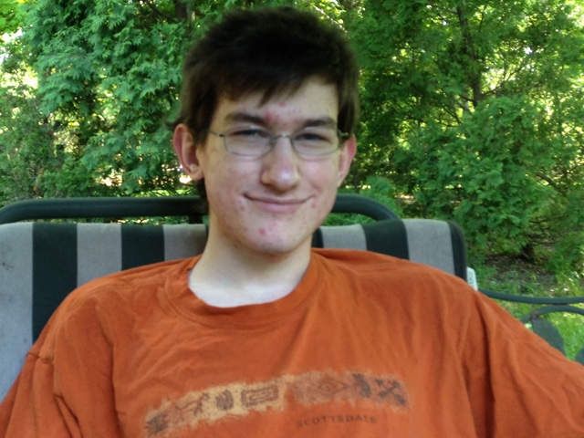 Brandon-Ashmore_640_20130516173537_640_480