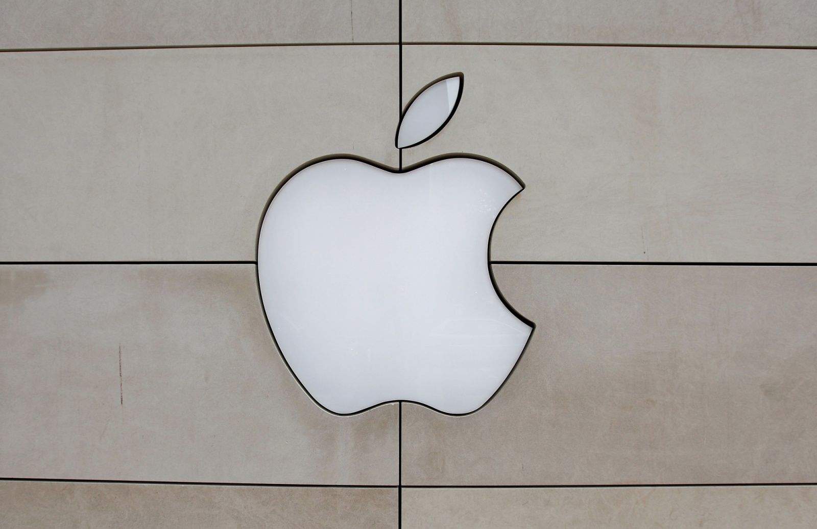 Apple logo on store