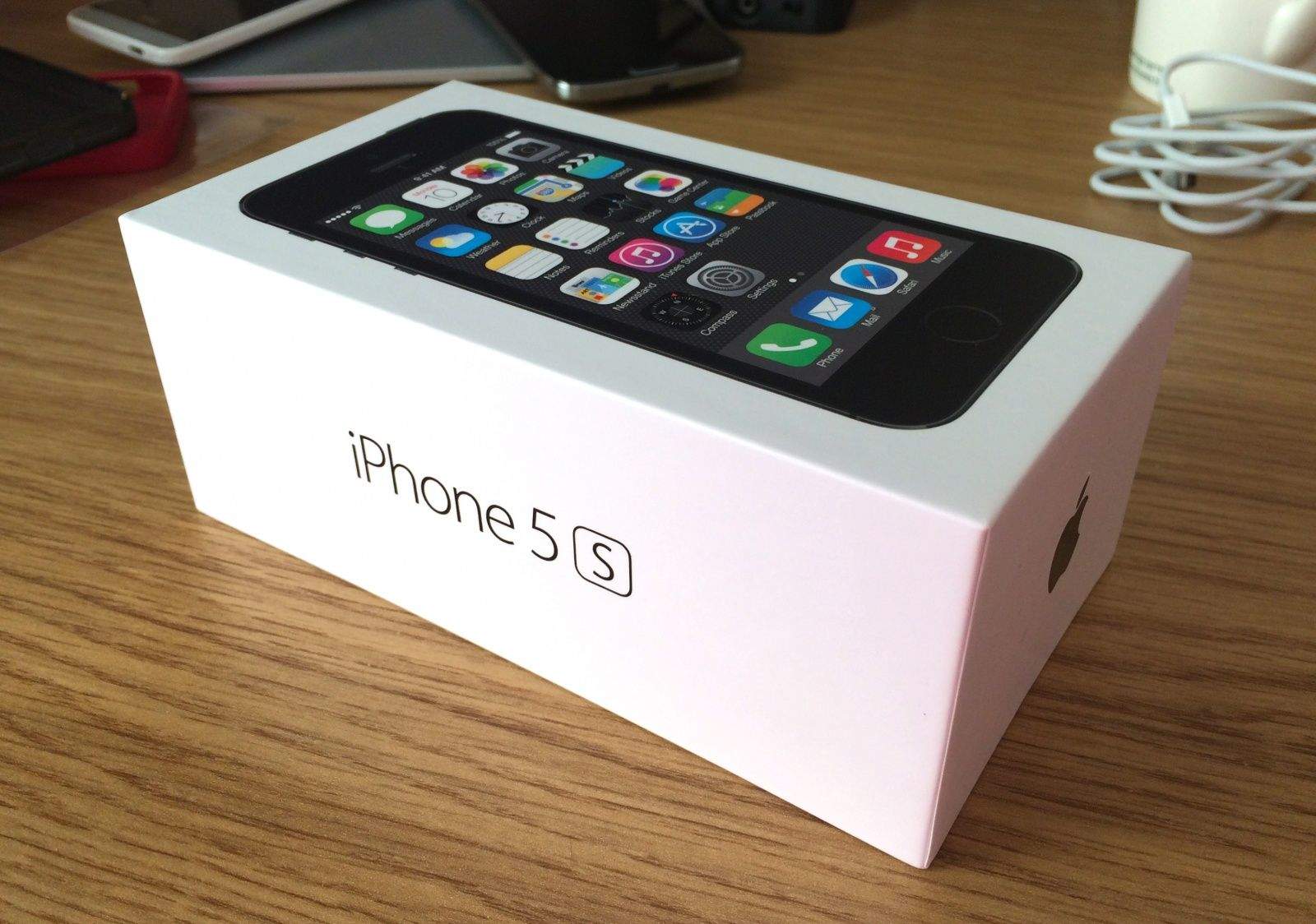 iPhone-5s-box-gray
