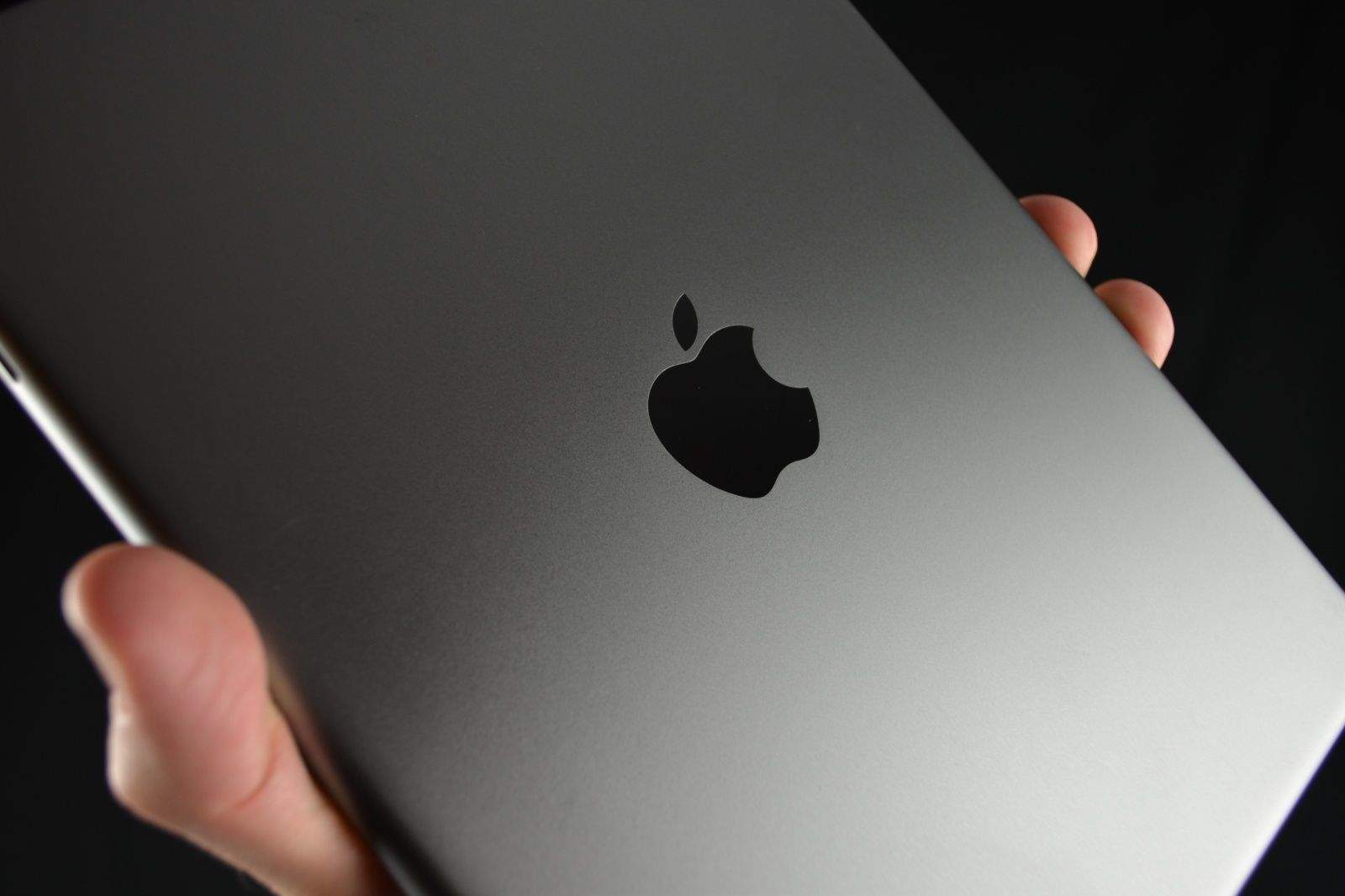 What needs to be done to restore the iPad to its former glory?