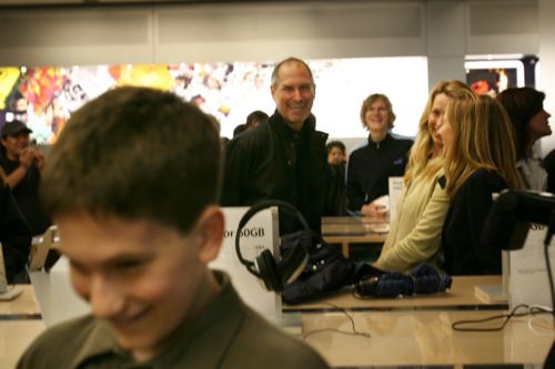 allen_paltrow_steve_jobs_1