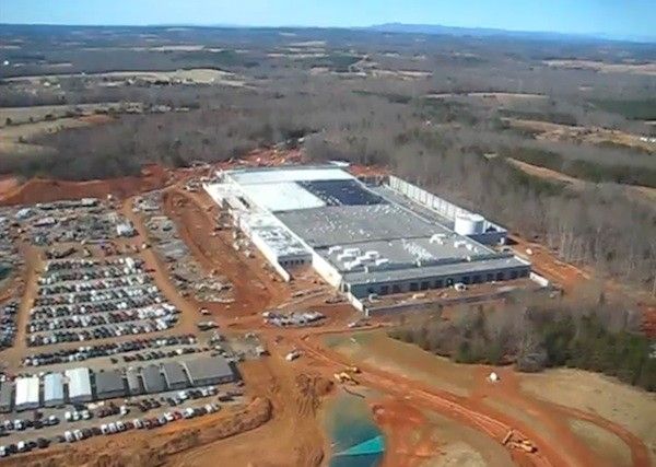 Apple's “big-ass” data center in North Carolina. Photo: Engadget