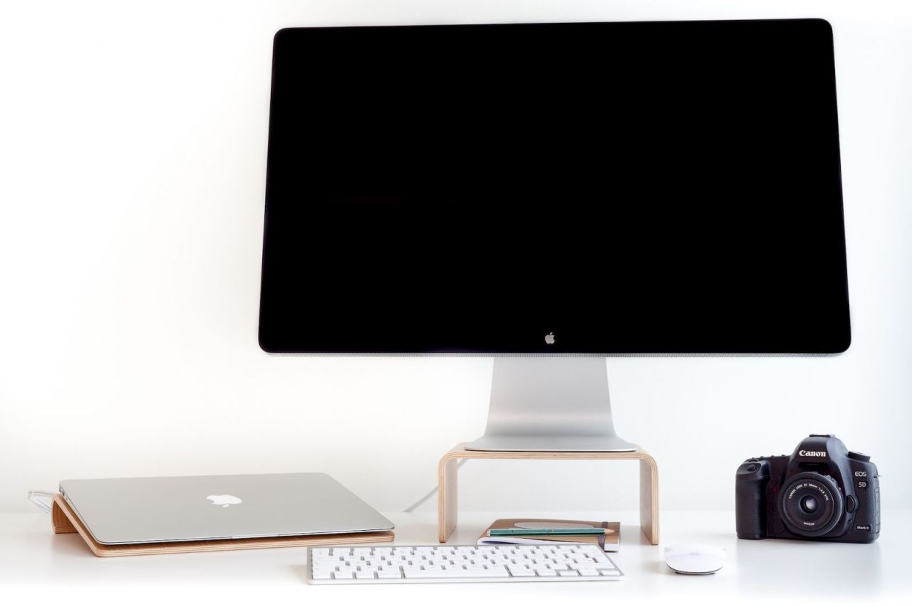 Class Up Your Workspace With These Elegant Wooden Lap Desks [Gallery