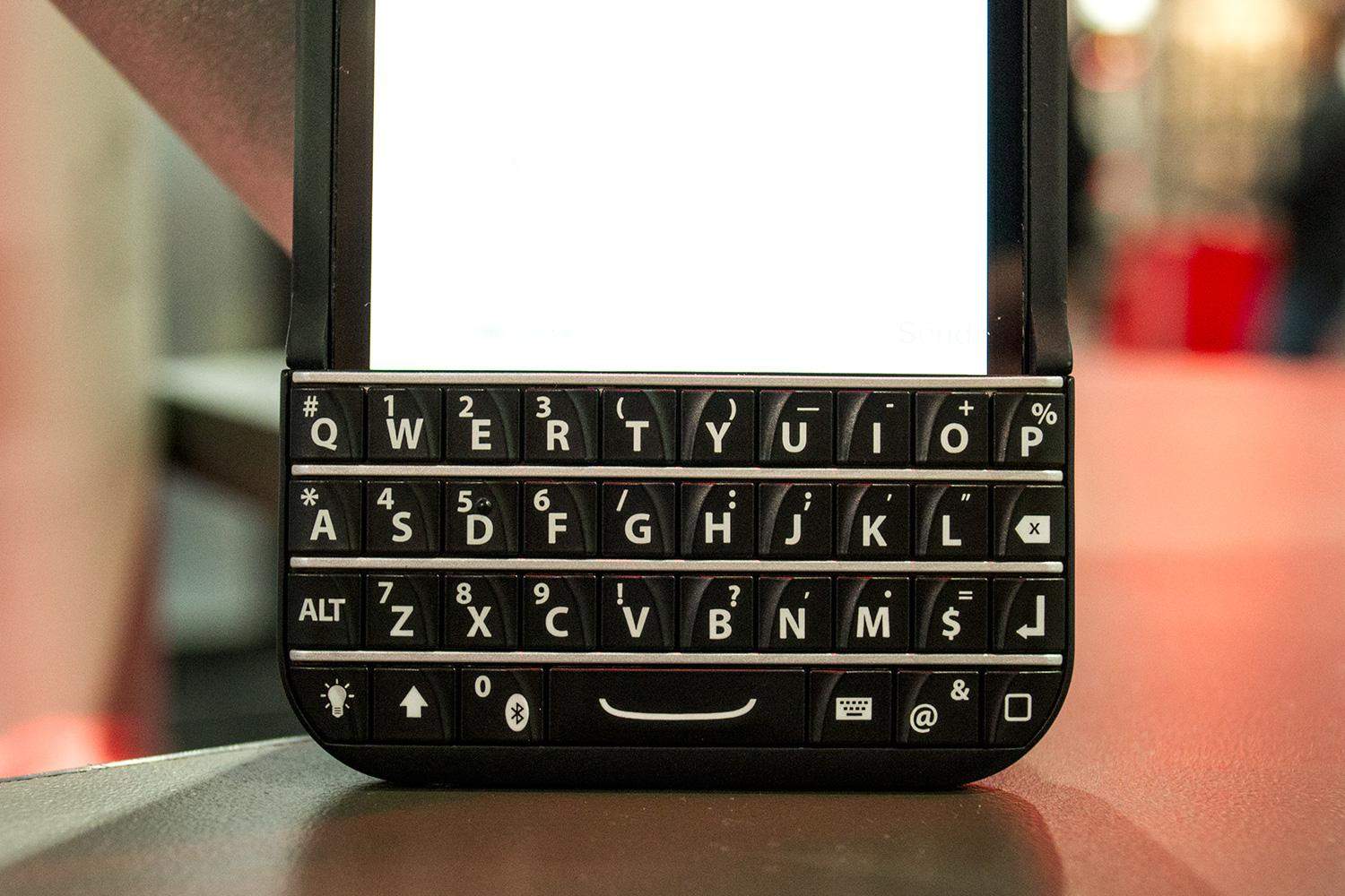 typo-iphone-5-case-review-keyboard-macro-3