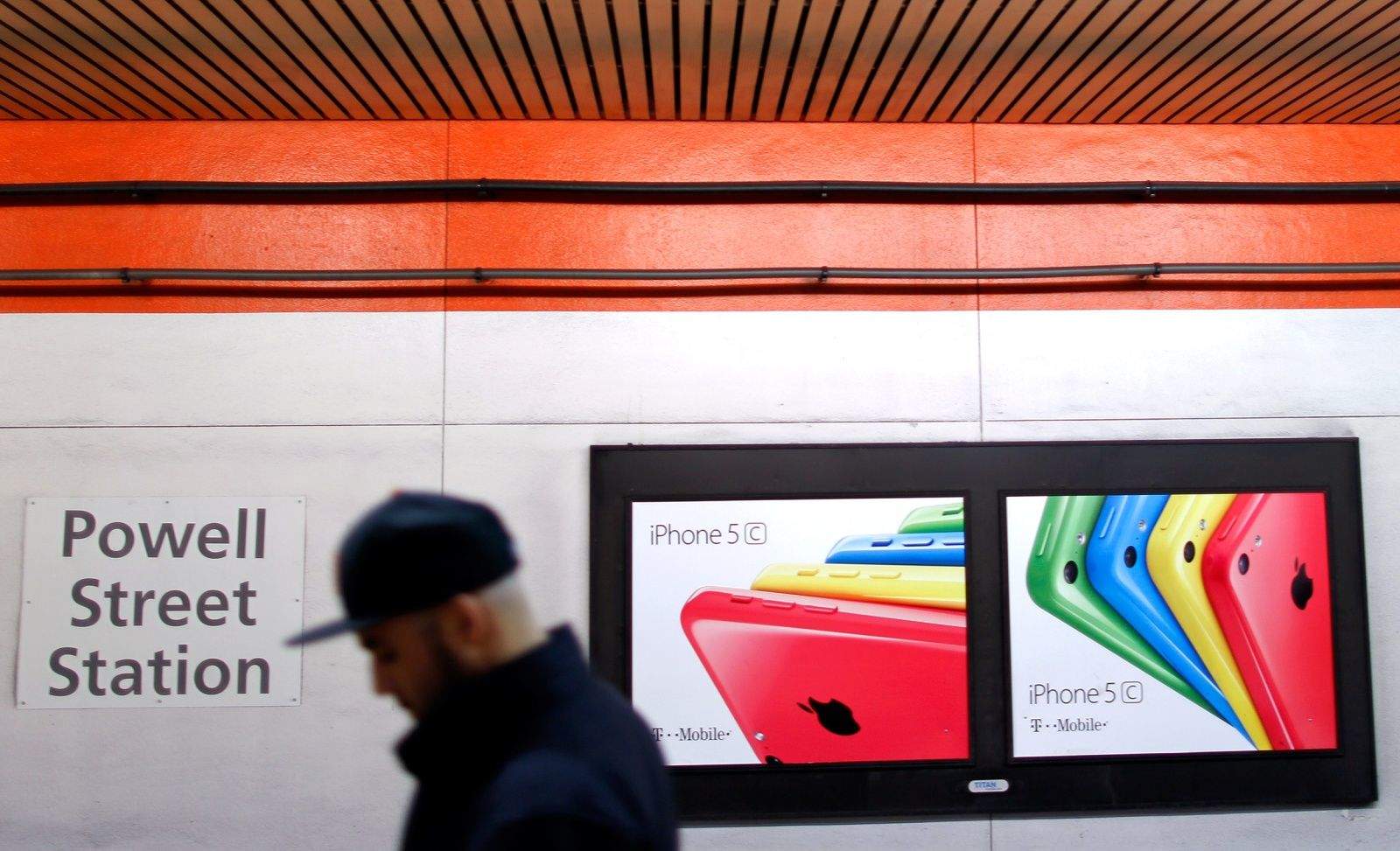 Apple iPhone 5c advertisment in the Powell Street BART Station in San Francisco, CA. Photo: Jim Merithew/Cult of Mac
