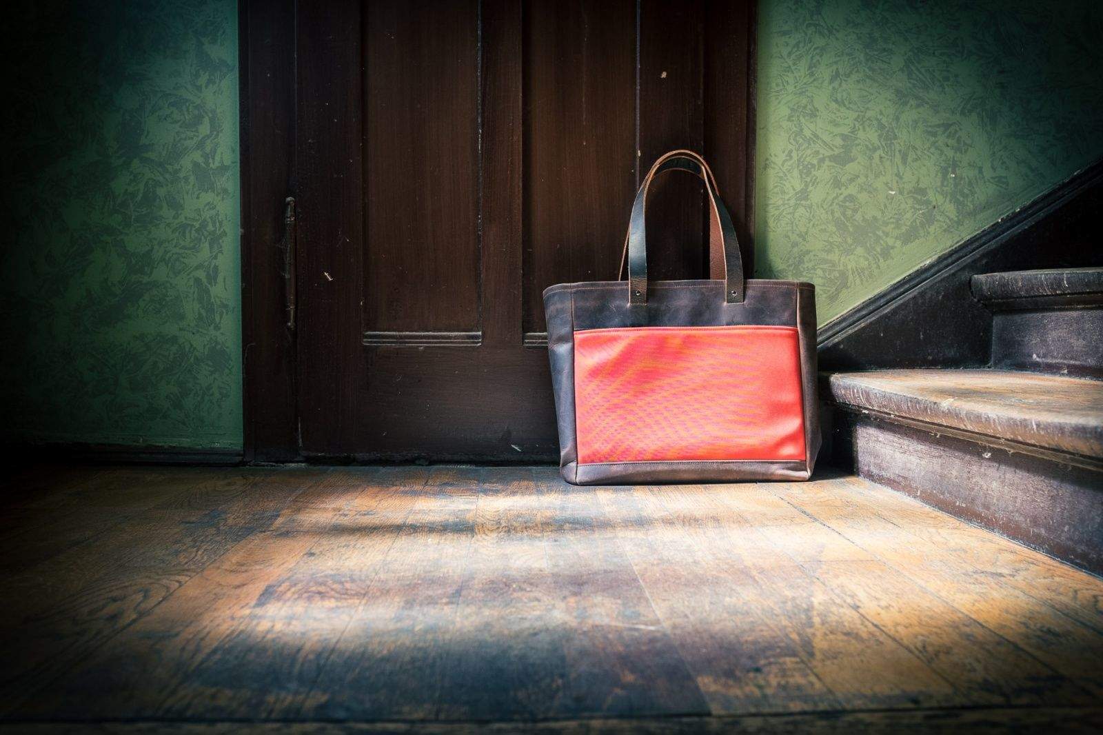 Tote-ally awesome: The Franklin Tote can go anywhere. Photos Charlie Sorrel/Cult of Mac.