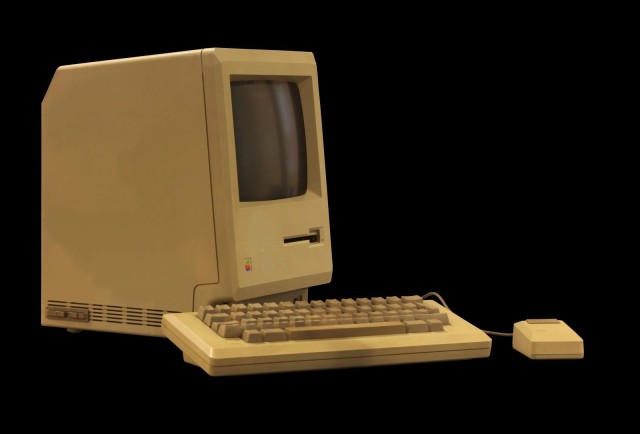 Macintosh 512k,Photo: CC Wikipedia