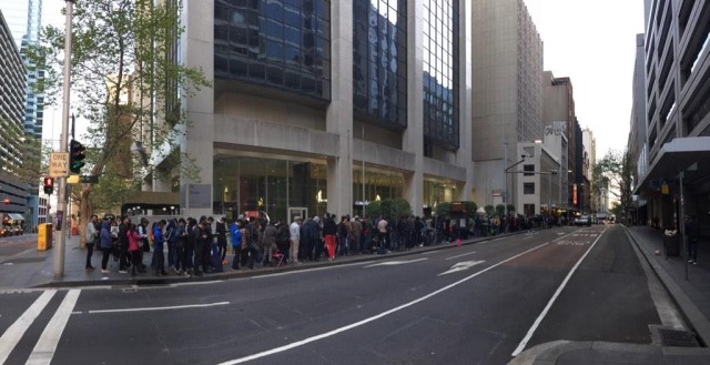 This is a full block away from the Sydney Apple Store. Photo: Trevor Long