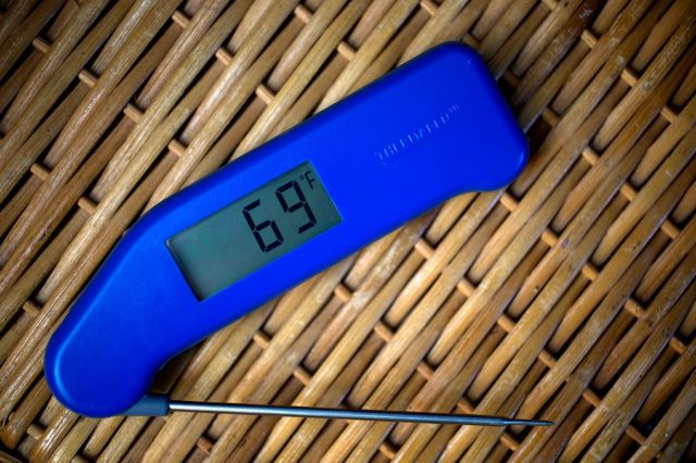 With the ThermoWorks Thermapen, accurate temperature readings are just seconds away. Photo: Jim Merithew/Cult of Mac