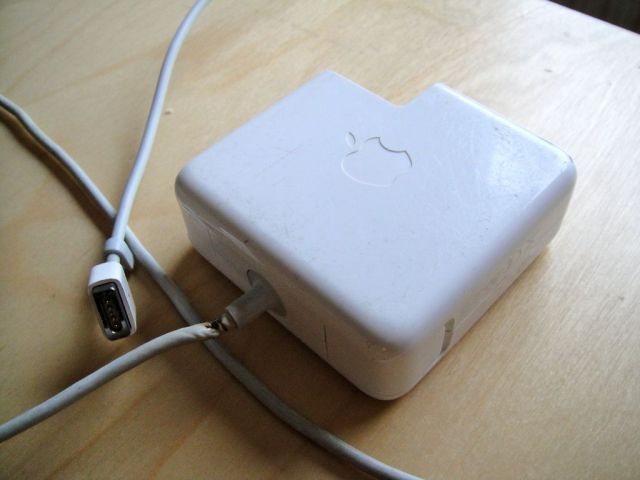 MacBook charger Photo: Hildgrim/Flickr CC