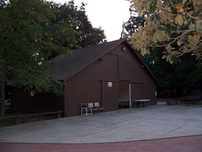 This 98 year old barn will find a second home on Apple Campus 2. Photo: Cupertino Historical Society